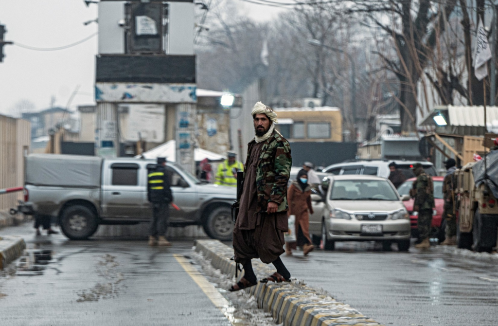 Le groupe Daech a revendiqué jeudi un attentat meurtrier qui a fait au moins cinq morts près du ministère des Affaires étrangères dans la capitale afghane la veille